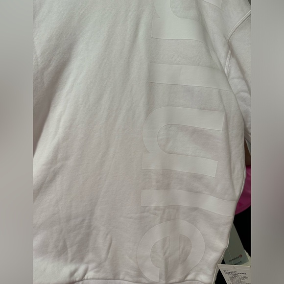 NWT Lululemon size 10 women’s oversized logo crew. Perfect condition. - Picture 8 of 12